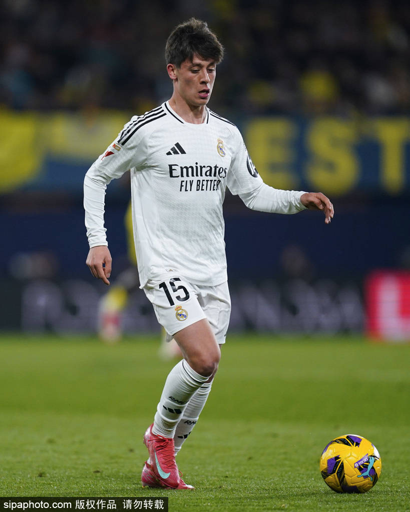 Ning新星出色发挥表现突出，皇家马德里前途光明！赢得满堂喝彩(皇家马德里组合)-九游