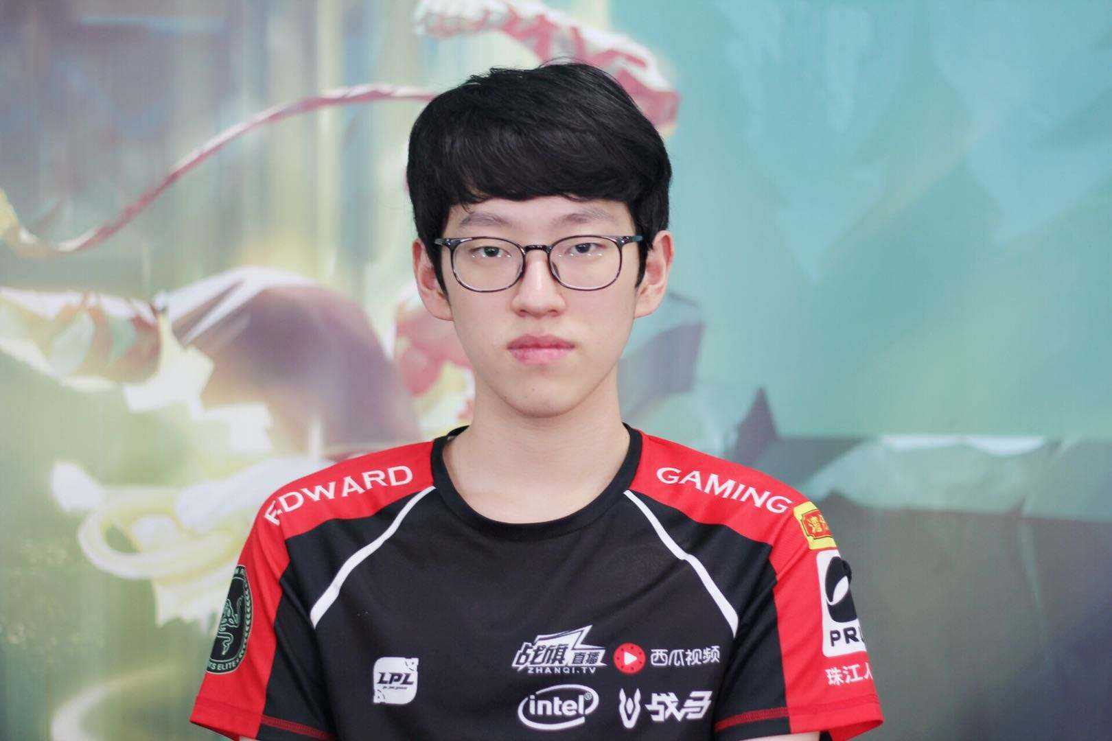 包含表现优异引发热议！，Scout在热火比赛中晋级下一阶段热度持续攀升的词条-九游